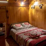 Alpine Rose Chalet *